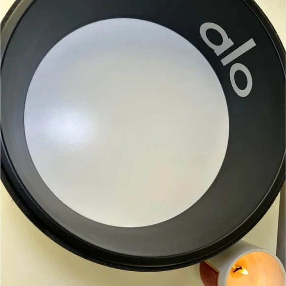 Alo Black Yoga Wheel - Picture 2 of 2